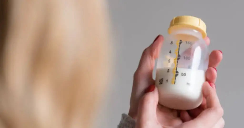 Cómo saber si el bebé toma suficiente leche